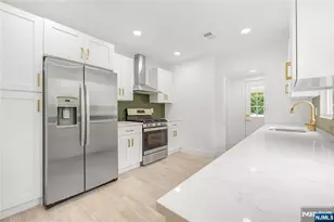16 Clarke St, Closter, NJ 07624 - Photo 7
