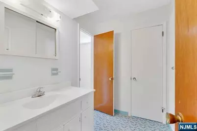 516 Knickerbocker Road, Cresskill, NJ 07626 - Photo 25