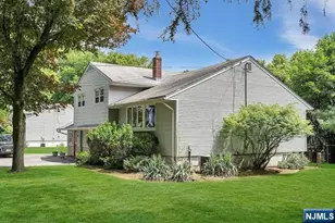 516 Knickerbocker Rd, Cresskill, NJ 07626 - Photo 27