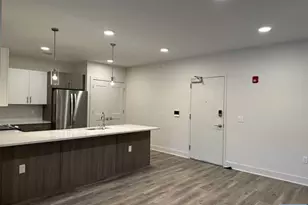 205-211 Stuyvesant Ave 302, Lyndhurst Township, NJ 07071 - Photo 5
