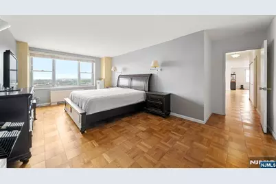 2100 Linwood Avenue 19V #19V, Fort Lee, NJ 07024 - Photo 11