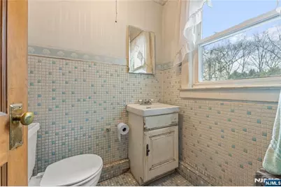 101 Reid Avenue, Passaic, NJ 07055 - Photo 15