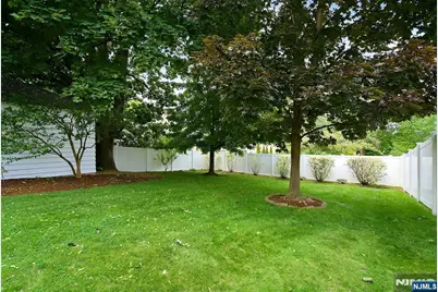 156 Larch Avenue, Teaneck Township, NJ 07666 - Photo 27