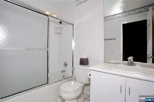 30 Reagan Way 530A, Washington Township, NJ 07676 - Photo 35