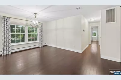 364 Ridgewood Avenue 3 #3, Ridgewood, NJ 07450 - Photo 13