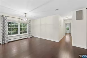 364 Ridgewood Ave 3, Ridgewood, NJ 07450 - Photo 13