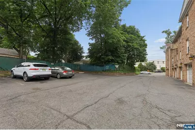364 Ridgewood Avenue 3 #3, Ridgewood, NJ 07450 - Photo 27