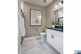 300 Sycamore Street 301, Kearny, NJ 07032 - Photo 5