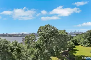 1 Horizon Road 632, Fort Lee, NJ 07024 - Photo 5