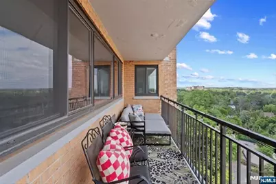 60 Parkway Drive 12A #12A, East Orange, NJ 07017 - Photo 21
