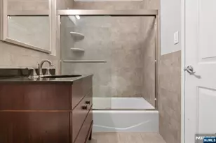 2000 Linwood Ave 15P, Fort Lee, NJ 07024 - Photo 5