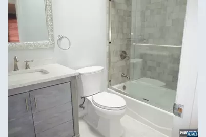 456 Glen Avenue A #A, Palisades Park, NJ 07650 - Photo 27