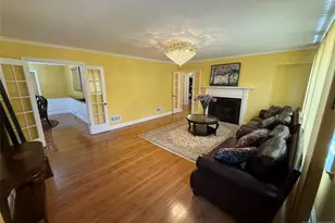 274 Elm Ave, Hackensack, NJ 07601 - Photo 13