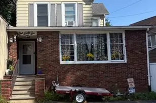 166 Rochelle 2, Rochelle Park Township, NJ 07652 - Photo 1