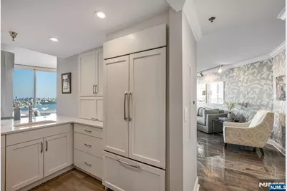100 Old Palisade Road 3906 #3906, Fort Lee, NJ 07024 - Photo 21