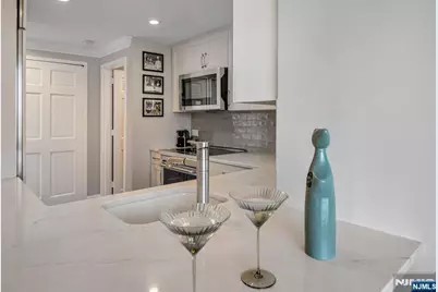 100 Old Palisade Road 3906 #3906, Fort Lee, NJ 07024 - Photo 23