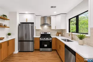 261 Sunset Key, Secaucus, NJ 07094 - Photo 13