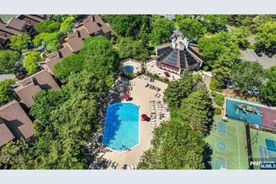 261 Sunset Key, Secaucus, NJ 07094 - Photo 29