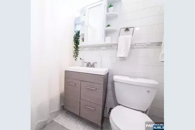 136 North Street, Jersey City, NJ 07307 - Photo 9