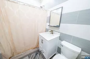 136 North St, Jersey City, NJ 07307 - Photo 15