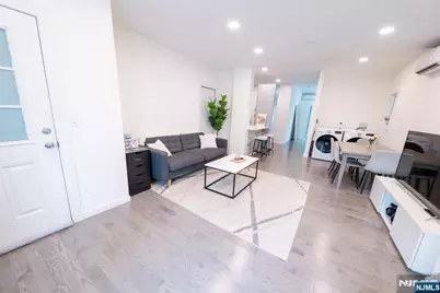 136 North Street, Jersey City, NJ 07307 - Photo 5