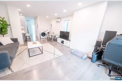 136 North Street, Jersey City, NJ 07307 - Photo 3