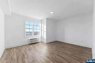 520 Cliff Street 506, Fairview, NJ 07022 - Photo 7