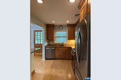 243 Donaldson Avenue, Rutherford, NJ 07070 - Photo 7