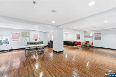 70 S Munn Avenue 408 #408, East Orange, NJ 07018 - Photo 27