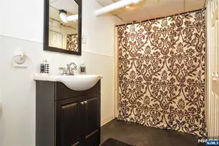 166 Kent St, Hackensack, NJ 07601 - Photo 9