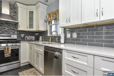 166 Kent Street, Hackensack, NJ 07601 - Photo 7