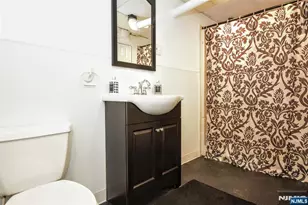 166 Kent St, Hackensack, NJ 07601 - Photo 23