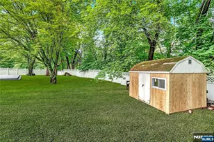 8 Mary Ct, Mahwah, NJ 07430 - Photo 19
