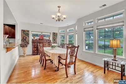 8 Mary Court, Mahwah, NJ 07430 - Photo 7
