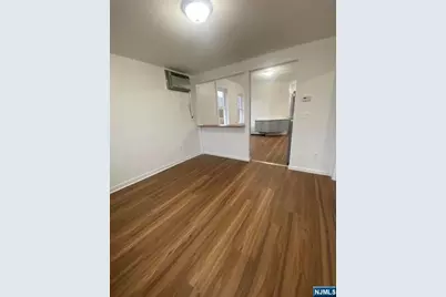 11 Westervelt Place 2 #2, Garfield, NJ 07026 - Photo 7