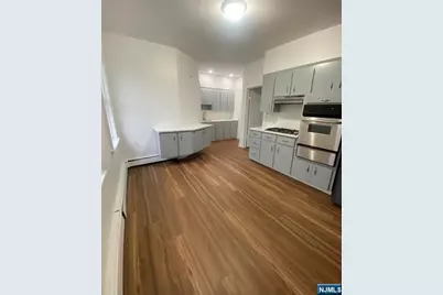 11 Westervelt Place 2 #2, Garfield, NJ 07026 - Photo 3