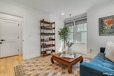 27 Montclair Avenue, Montclair, NJ 07043 - Photo 21