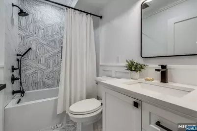 27 Montclair Avenue, Montclair, NJ 07043 - Photo 29