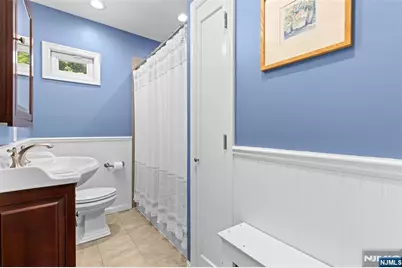 163 Magnolia Avenue, Hillsdale, NJ 07642 - Photo 17
