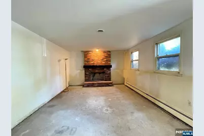 870 Ridgewood Avenue, Oradell, NJ 07649 - Photo 25