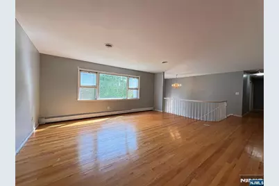 870 Ridgewood Avenue, Oradell, NJ 07649 - Photo 5