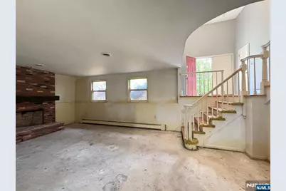 870 Ridgewood Avenue, Oradell, NJ 07649 - Photo 23