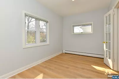 420 Carmita Avenue 1 #1, Rutherford, NJ 07070 - Photo 7