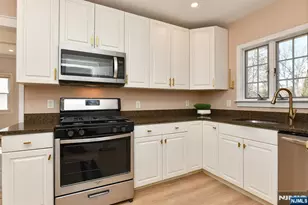 420 Carmita Ave 1, Rutherford, NJ 07070 - Photo 19