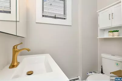 420 Carmita Avenue 1 #1, Rutherford, NJ 07070 - Photo 11