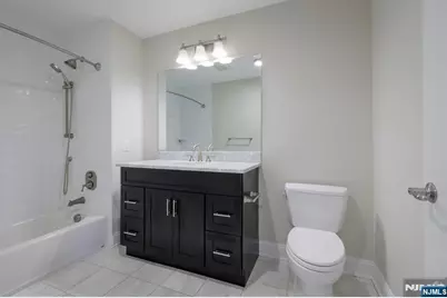 2-48 Grove Avenue 4 #4, Cedar Grove, NJ 07009 - Photo 7