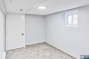 20 Edwin Pl, Newark, NJ 07112 - Photo 31