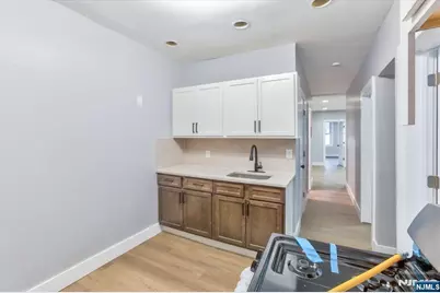 20 Edwin Place, Newark, NJ 07112 - Photo 49