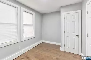 20 Edwin Pl, Newark, NJ 07112 - Photo 15