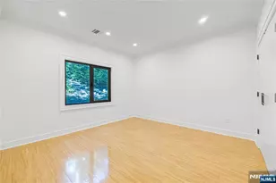 1080 River Rd, Edgewater, NJ 07020 - Photo 31